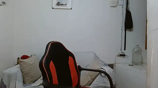 angelamarie1 online show from July 13, 2026, 2:20 pm