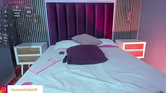 LauraAristizabal online show from January 30, 2025, 4:24 pm