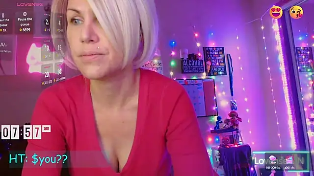 EmmaIsHere online show from January 15, 2025, 2:56 pm