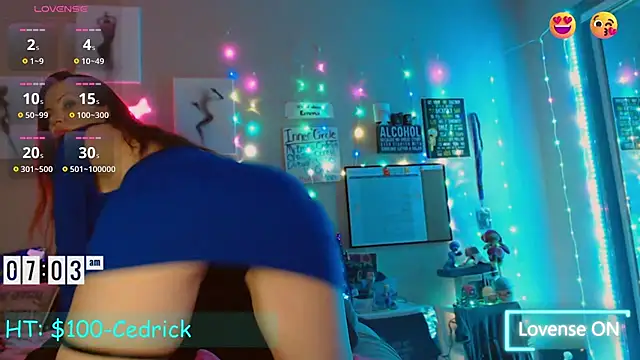 EmmaIsHere online show from February 8, 2025, 2:05 pm