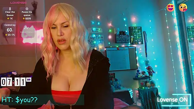 EmmaIsHere online show from February 11, 2025, 2:13 pm