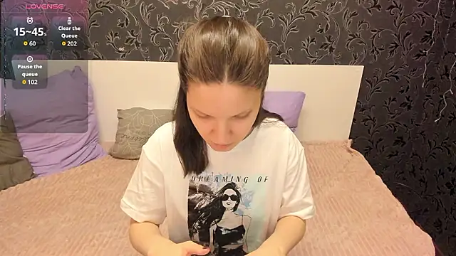 MelaniGrand online show from February 7, 2026, 9:13 am