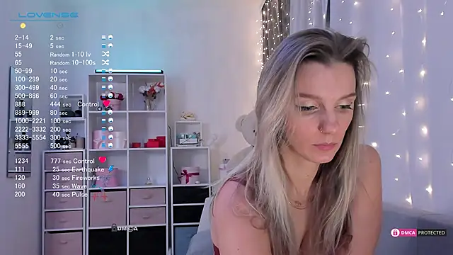 Karamelsw  online show from January 26, 2025, 12:05 am