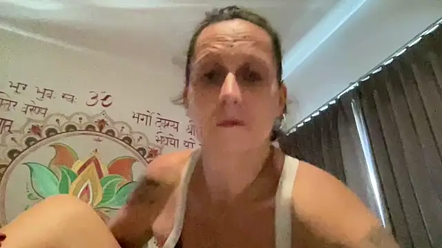 Sexy-Mel online show from December 4, 2025, 5:17 am