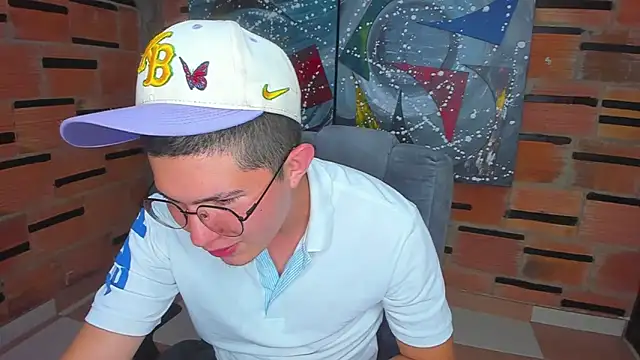 patrik 027 online show from January 17, 2025, 10:34 pm