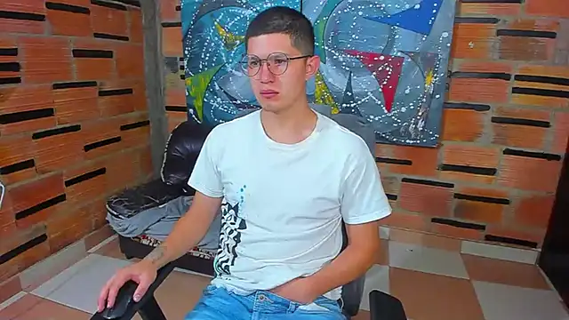 patrik 027 online show from March 4, 2025, 12:33 pm