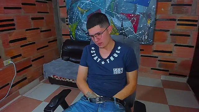 patrik 027 online show from March 14, 2025, 9:21 pm