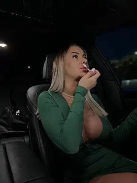 KirstieVegas online show from March 13, 2025, 4:56 pm