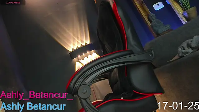 AshlyBetancurX online show from January 18, 2025, 3:53 am