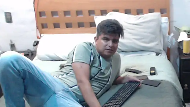 thor000089 online show from December 11, 2024, 2:30 am