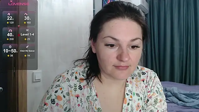 Stacy Davice online show from September 15, 2025, 1:44 pm