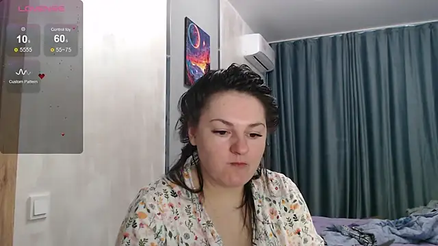 Stacy Davice online show from September 16, 2025, 9:32 am