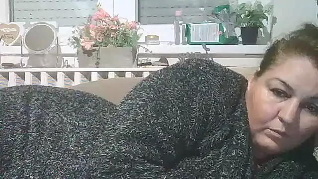 Mileva88 online show from November 15, 2025, 11:43 pm