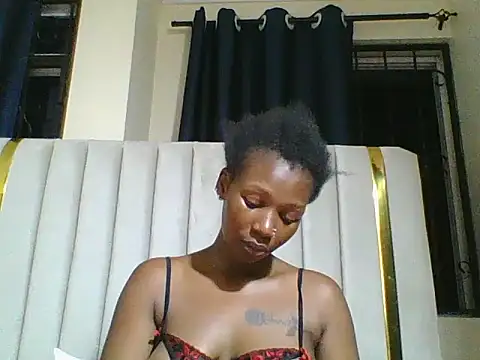 CuteJ online show from February 8, 2025, 5:29 pm