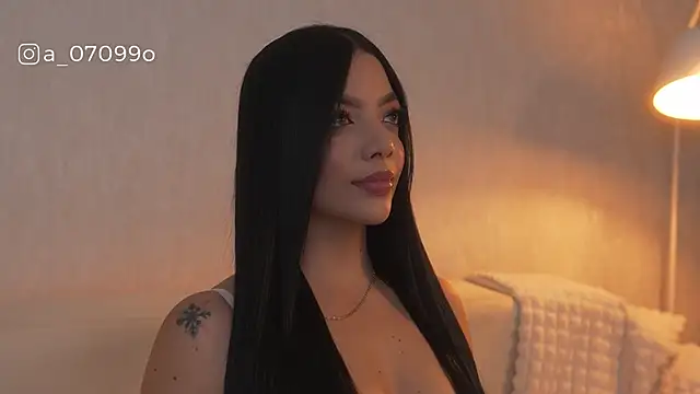 sarah hiill online show from February 20, 2026, 12:07 am