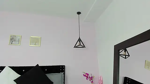 CeliWoods online show from March 20, 2025, 12:00 pm