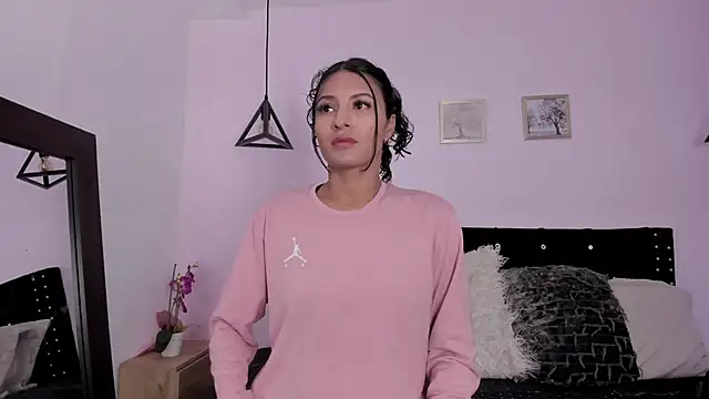 CeliWoods online show from November 27, 2025, 11:23 am