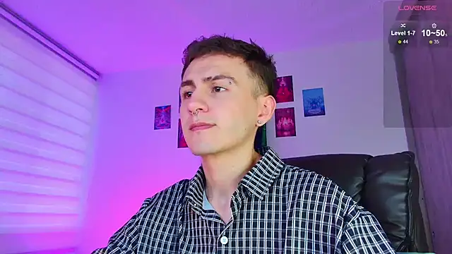 Snapshot of dimitri-bilak chatting on June 11, 2026, 11:03 pm dimitri-bilak online show from June 11, 2026, 11:03 pm