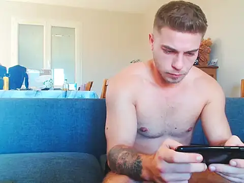 Elkafit28 online show from April 7, 2026, 9:54 am