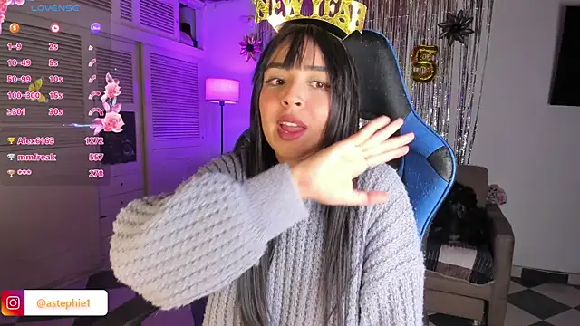 Miss Nicole online show from January 1, 2025, 6:37 am