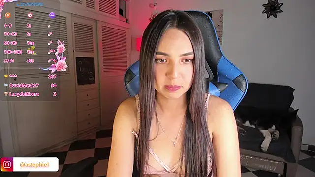 Miss Nicole online show from January 23, 2025, 4:19 am