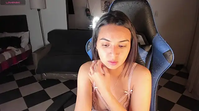 Miss Nicole online show from March 16, 2025, 2:10 am