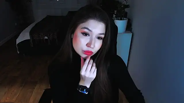 Eva Chris online show from March 13, 2026, 4:13 pm