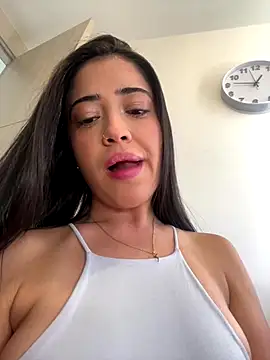 Snapshot of Reggie-Liam chatting on September 27, 2025, 5:51 pm Reggie-Liam online show from September 27, 2025, 5:51 pm