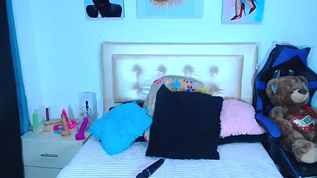 Snapshot of Jenng18 chatting on January 6, 2025, 2:48 am Jenng18 online show from January 6, 2025, 2:48 am