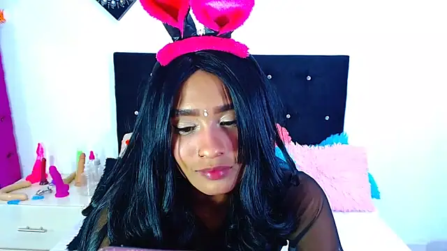 Snapshot of Jenng18 chatting on November 28, 2025, 7:49 pm Jenng18 online show from November 28, 2025, 7:49 pm