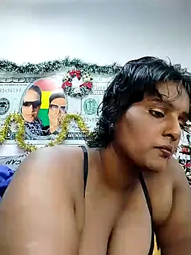 NWC4LYF online show from December 22, 2024, 1:44 pm