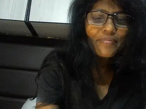 MsAttitude online show from October 4, 2025, 6:33 am