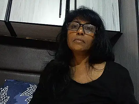 MsAttitude online show from October 12, 2025, 2:38 pm