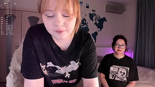 LisaLaas online show from January 24, 2025, 5:32 pm