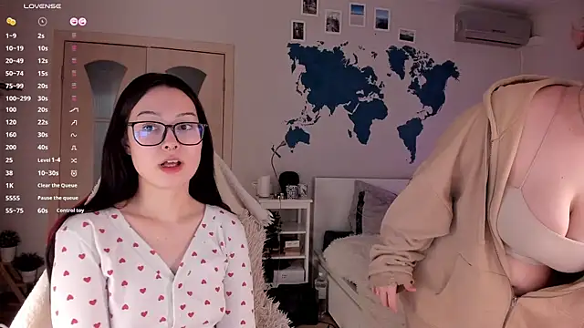 LisaLaas online show from February 8, 2025, 3:10 pm