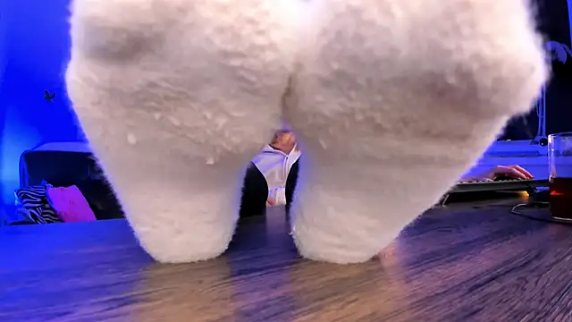 MistyBarnes online show from December 4, 2024, 8:56 am