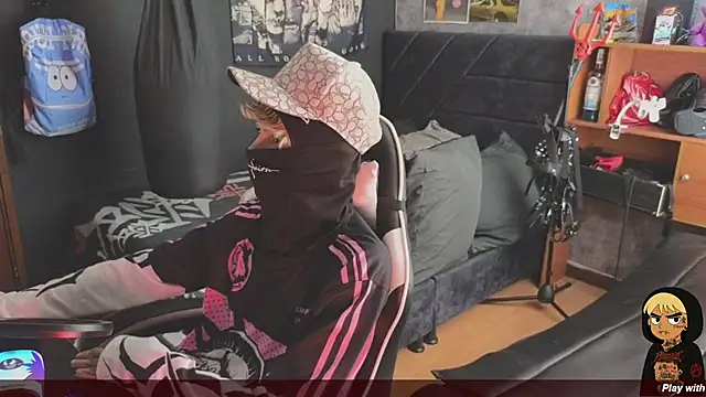 AcidMilo online show from December 18, 2025, 4:24 pm