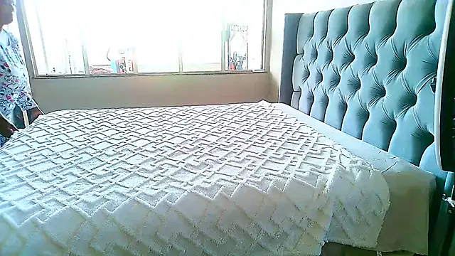 Charlie-Crawford online show from February 22, 2025, 6:17 am