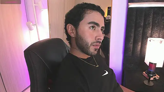 ItsMeEros online show from March 22, 2026, 1:09 am