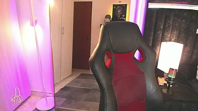 ItsMeEros online show from April 22, 2026, 12:13 am