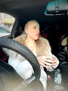 pinkstar  online show from December 7, 2024, 6:54 am