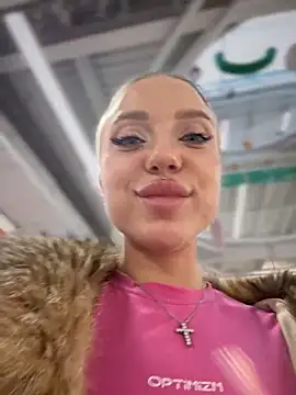 pinkstar  online show from February 14, 2025, 4:47 am