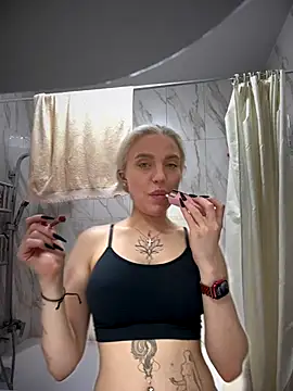 pinkstar  online show from November 2, 2025, 4:59 am