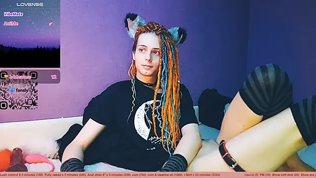 Littlepinkcat online show from December 7, 2024, 4:36 pm