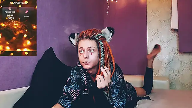 Littlepinkcat online show from January 9, 2025, 11:24 pm