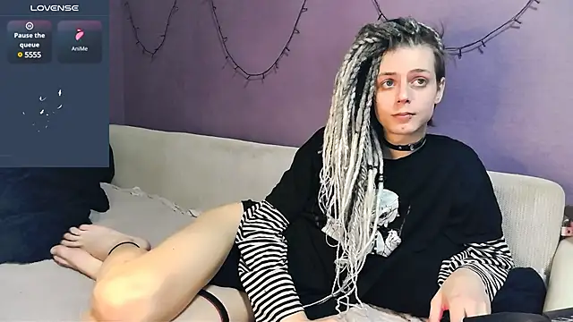 Littlepinkcat online show from March 22, 2025, 1:54 am