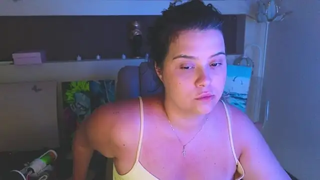 Snapshot of Malika_uAngel chatting on July 5, 2026, 2:29 am Malika uAngel online show from July 5, 2026, 2:29 am