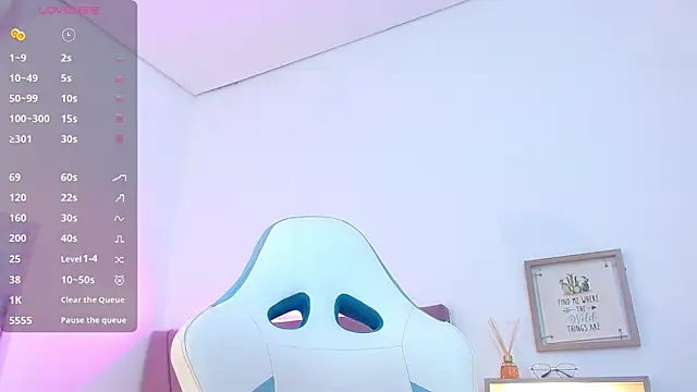 PIA STONE online show from February 11, 2025, 7:38 pm