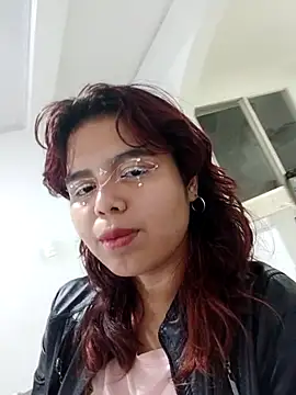 SabinaMerchetti online show from April 22, 2026, 3:42 am