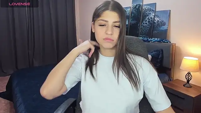 MaryMayson online show from January 19, 2025, 4:04 pm